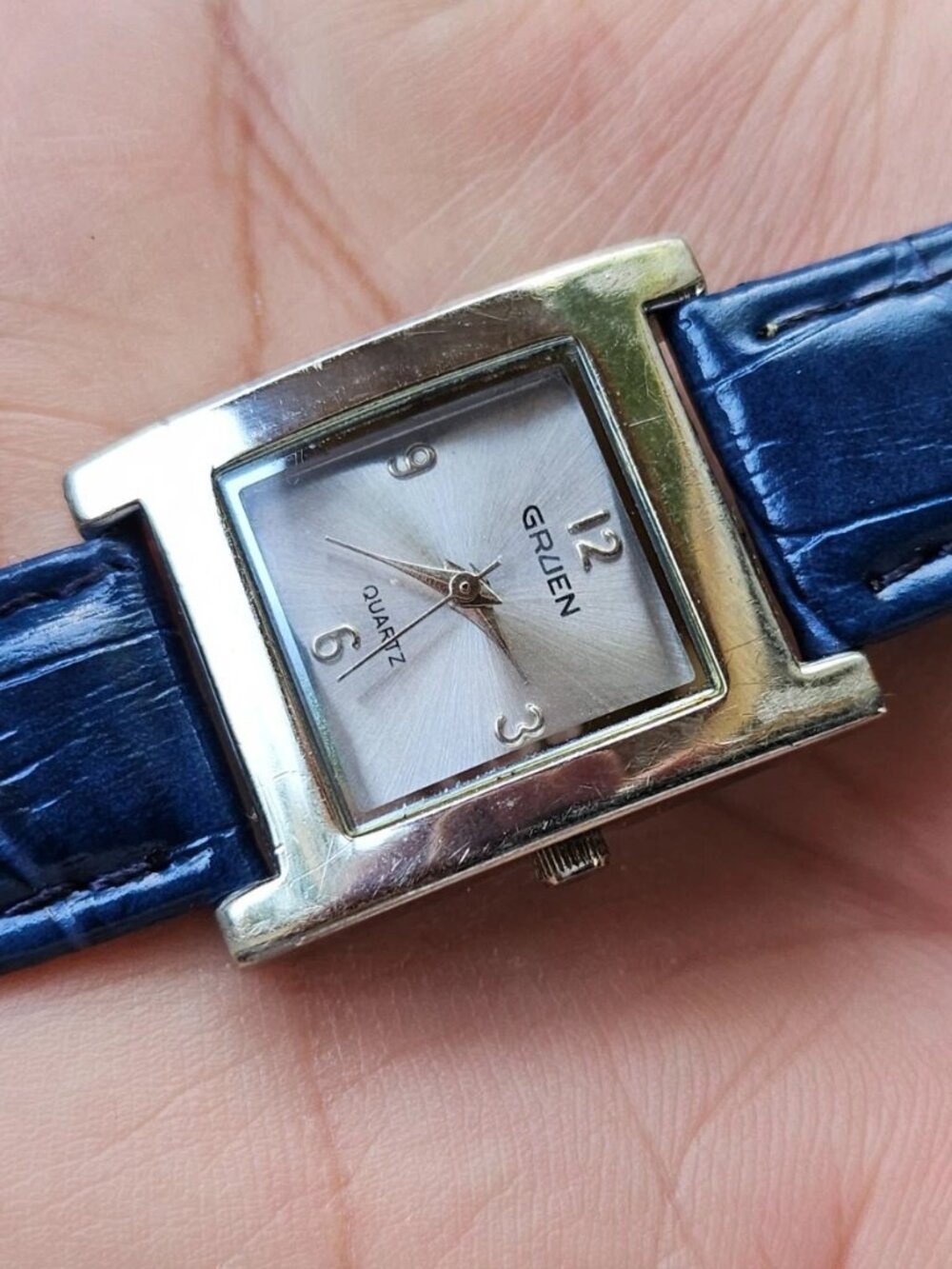 Vintage Gruen Women Wristwatch Blue Geanuine Leather Strap Analog Quartz Watch